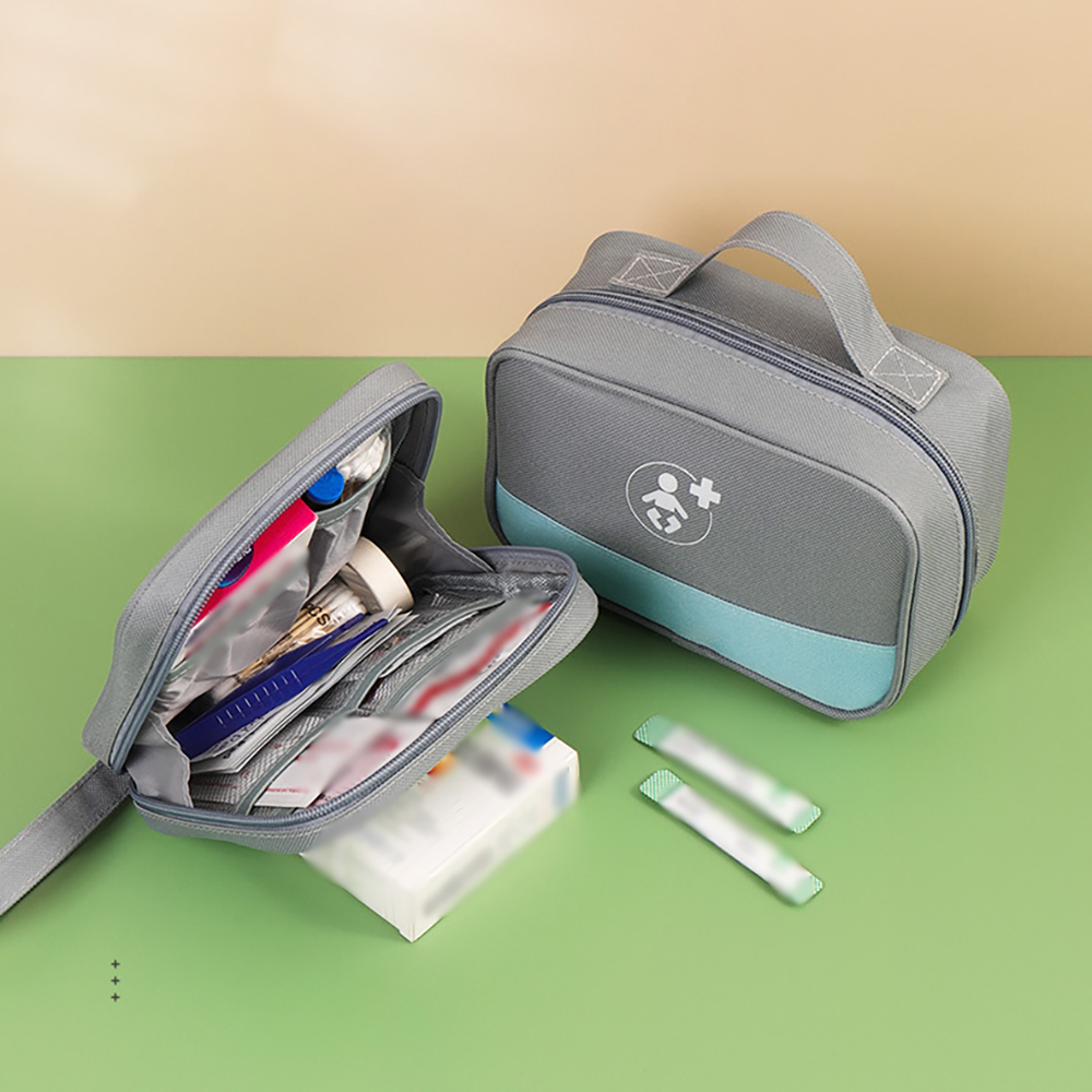 مجموعة أدوات طبية صغيرة وعملية - مراجعة First Aid Kit وسعره
