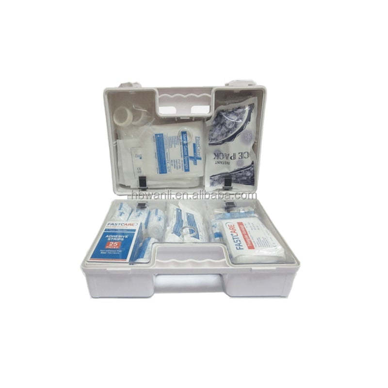 حقيبة إسعافات أولية لـ 25 شخصً - مراجعة First Aid Kit وسعره